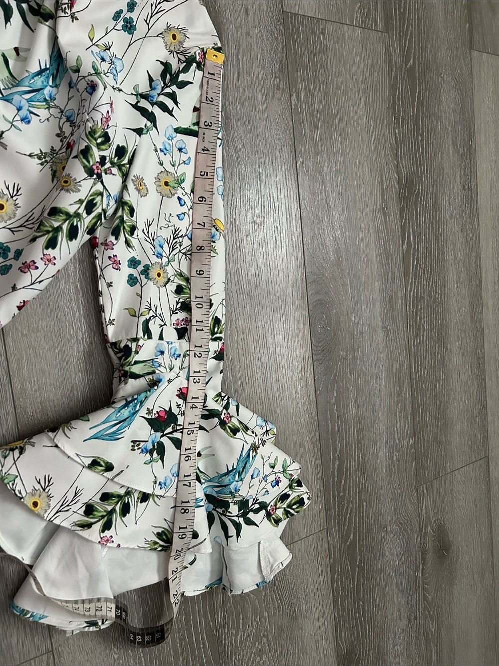 Gracia White Floral Bell-Sleeve Blouse - Picture 8 of 8